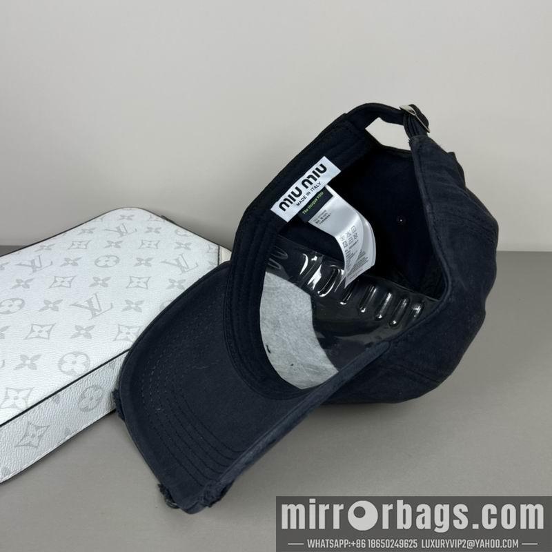 Replica Miumiu Hat dx44