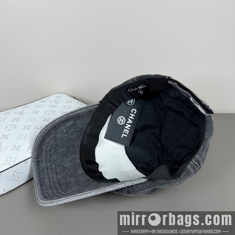 Replica Chanel Hat dx26