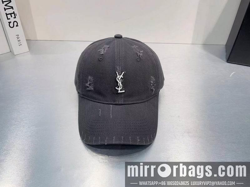 Replica YSL Hat dx01