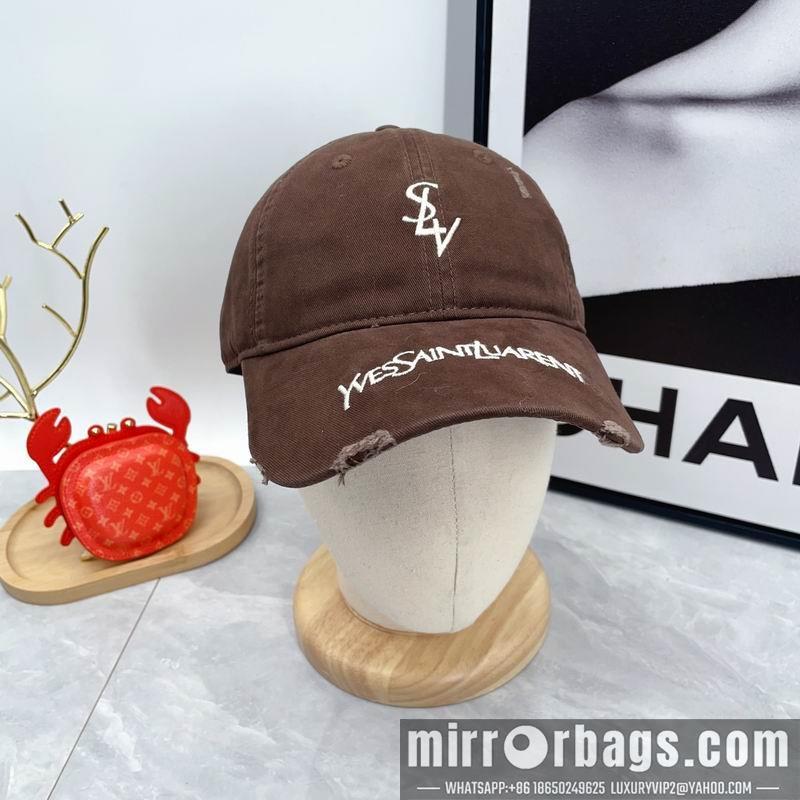 Replica YSL Hat dx32