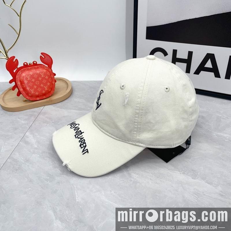 Replica YSL Hat dx32