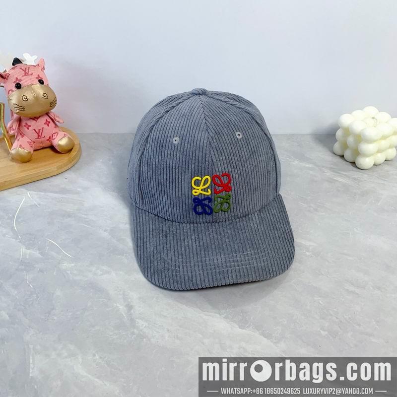 Replica Loewe Hat dx15