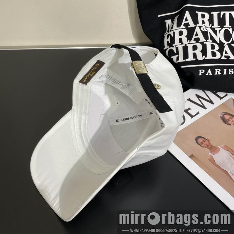 Replica LV Hat 042806