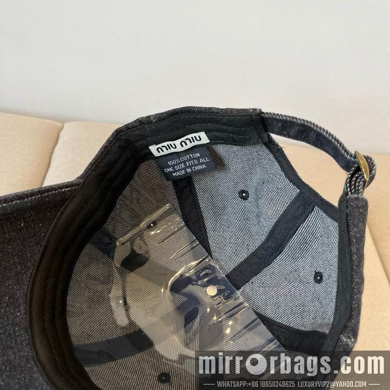 Replica Miumiu Hat dx24