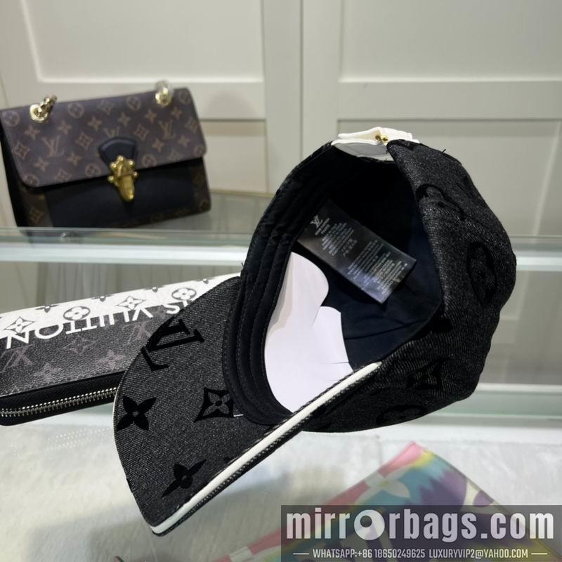 Replica LV Hat 042806