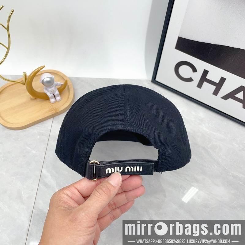 Replica Miumiu Hat dx07