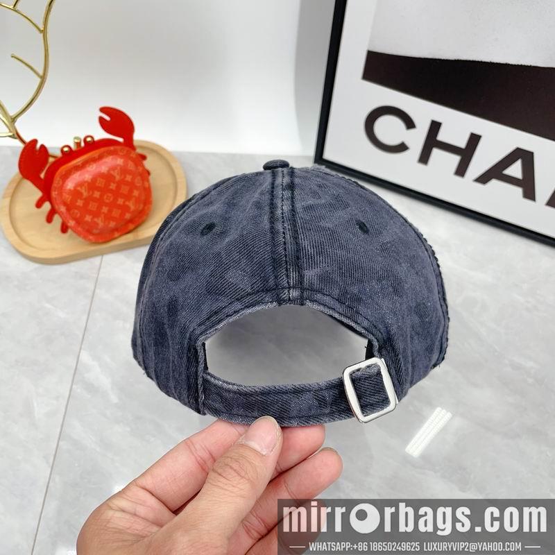 Replica MM6 Hat dx27