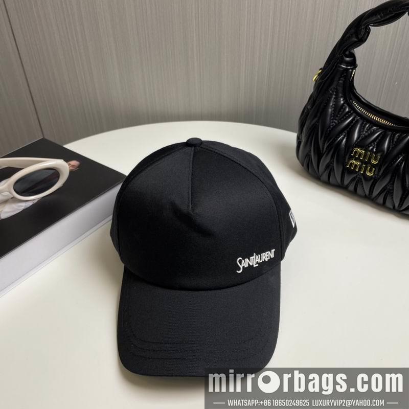 Replica YSL Hat dx13
