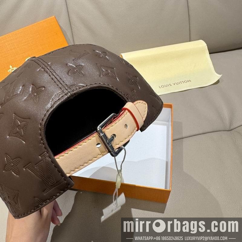Replica LV Hat dx107