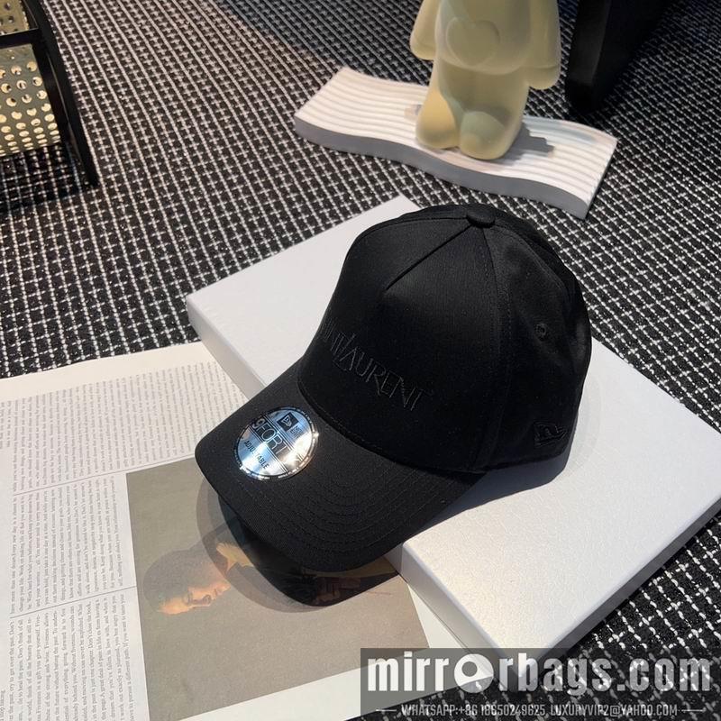Replica YSL Hat dx02