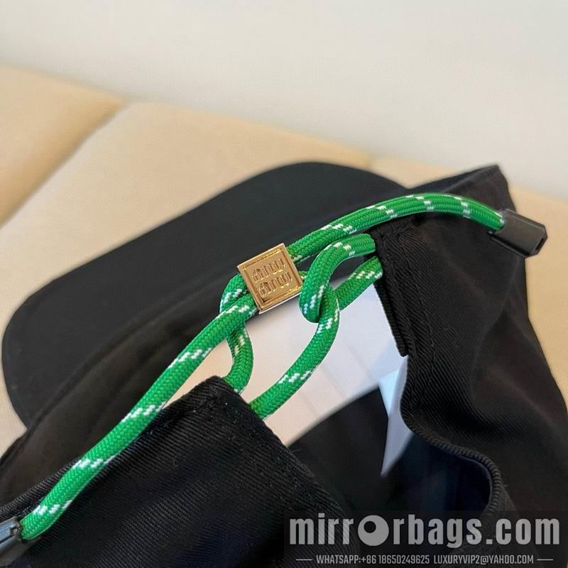 Replica Miumiu Hat dx32