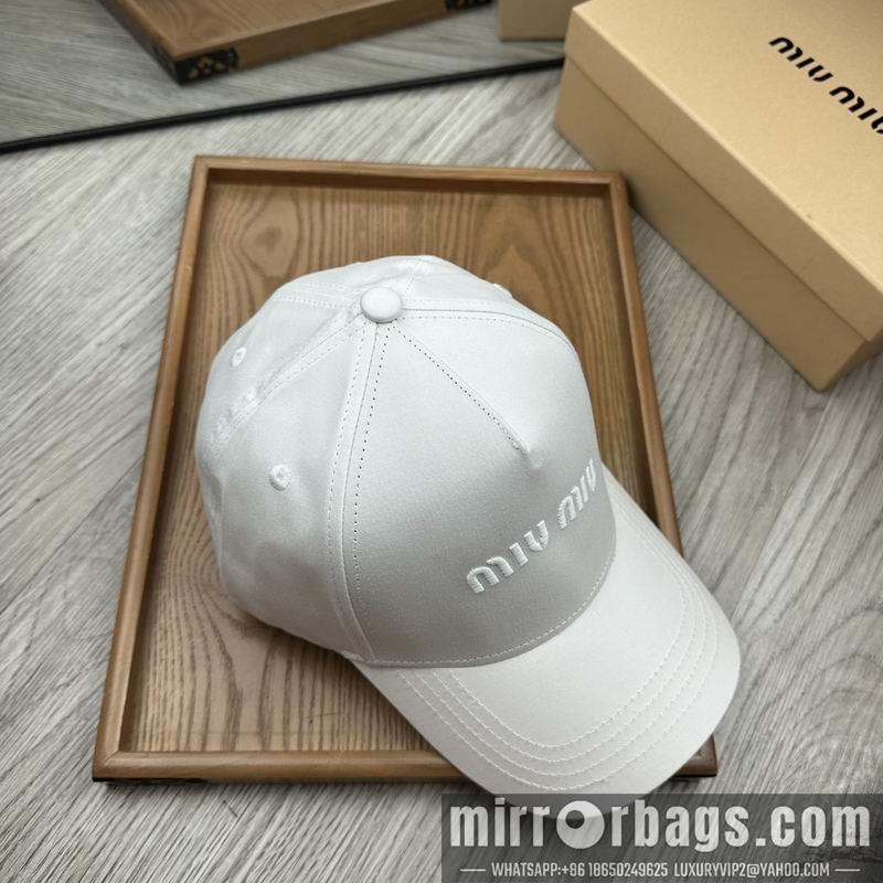 Replica Miumiu Hat dx60