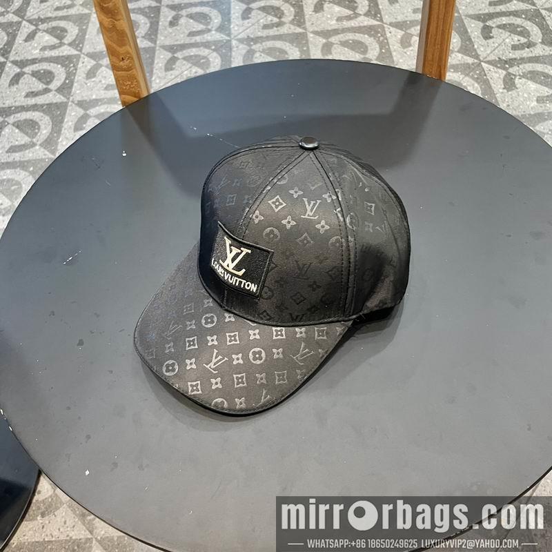 Replica LV Hat 042802
