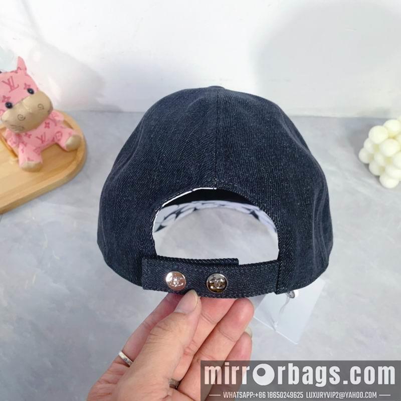 Replica Chanel Hat dx19