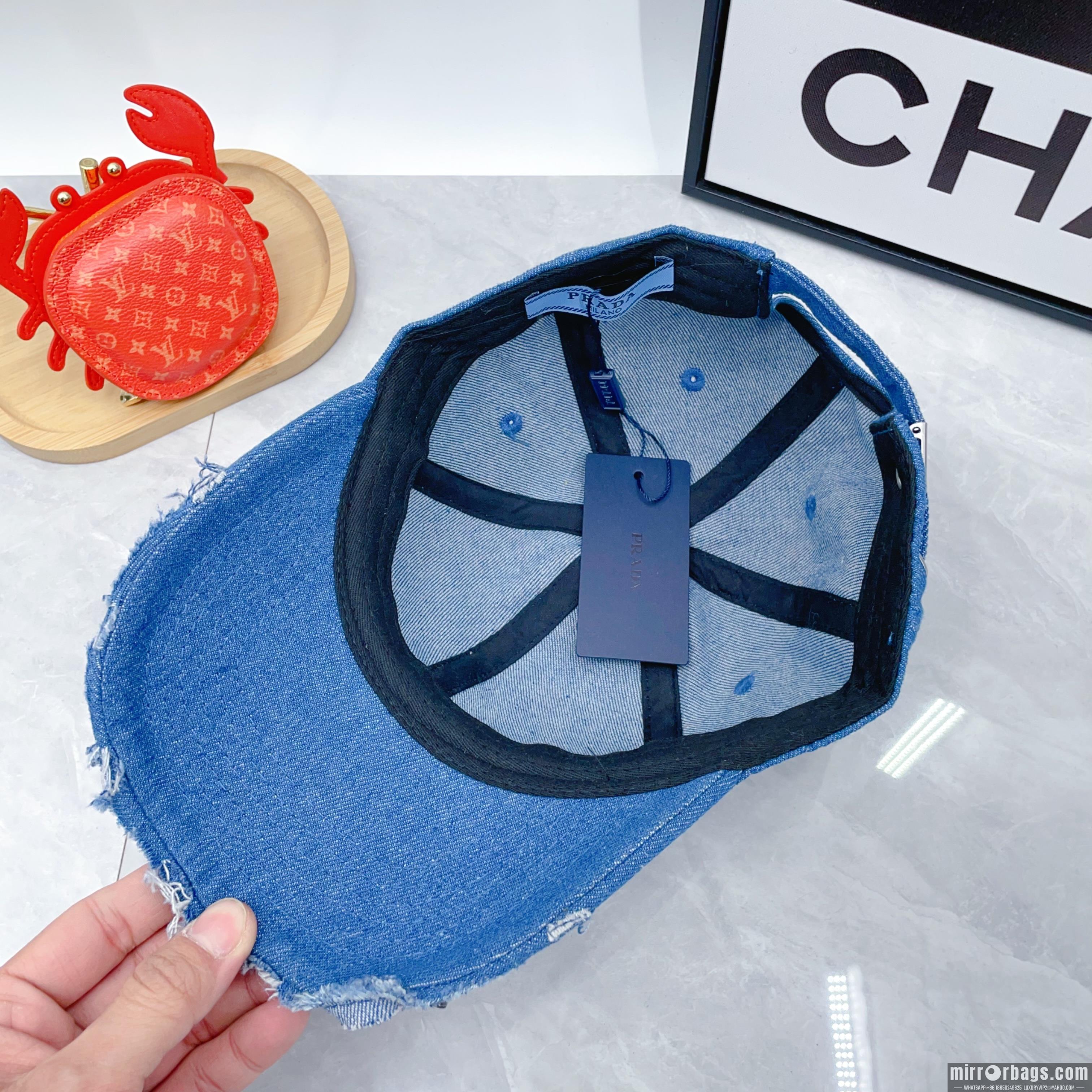 Replica Prada Hat dx01