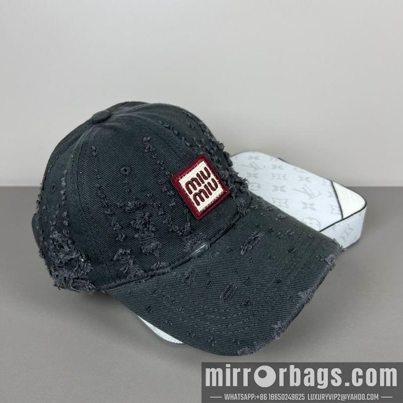 Replica Miumiu Hat dx17