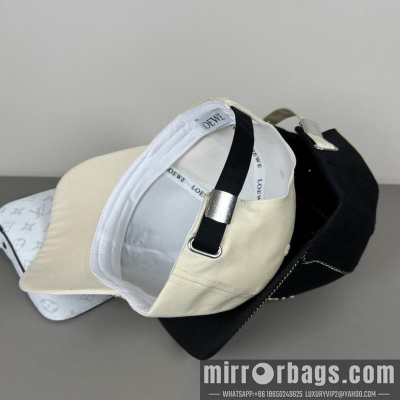 Replica Loewe Hat dx47