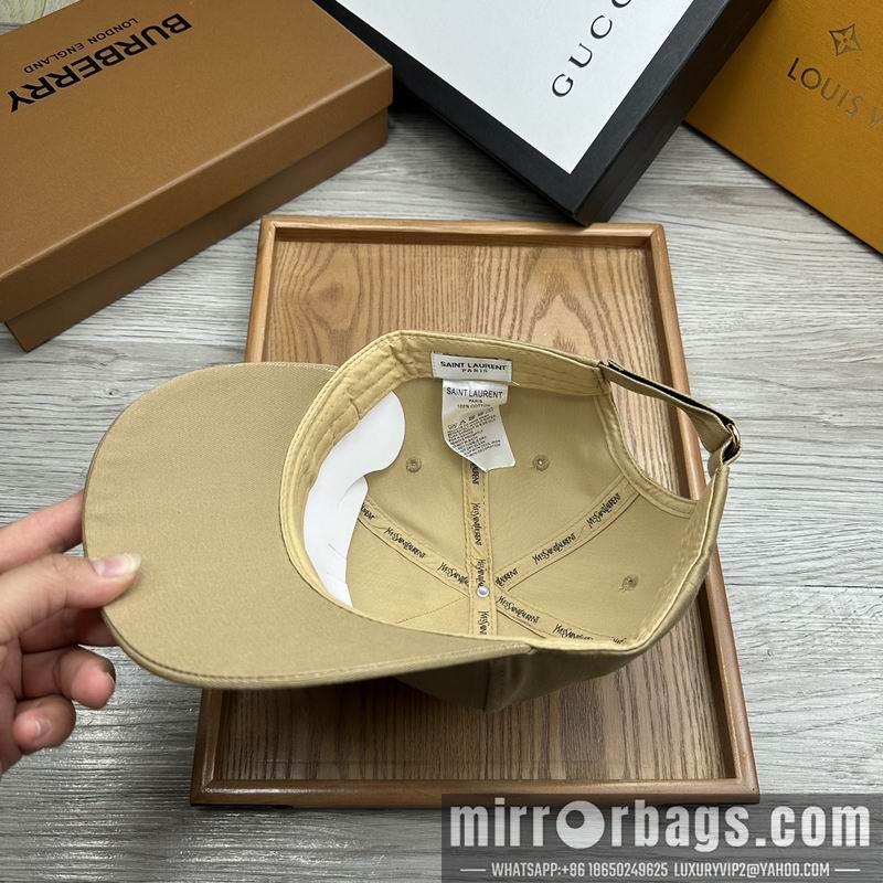 Replica YSL Hat dx19