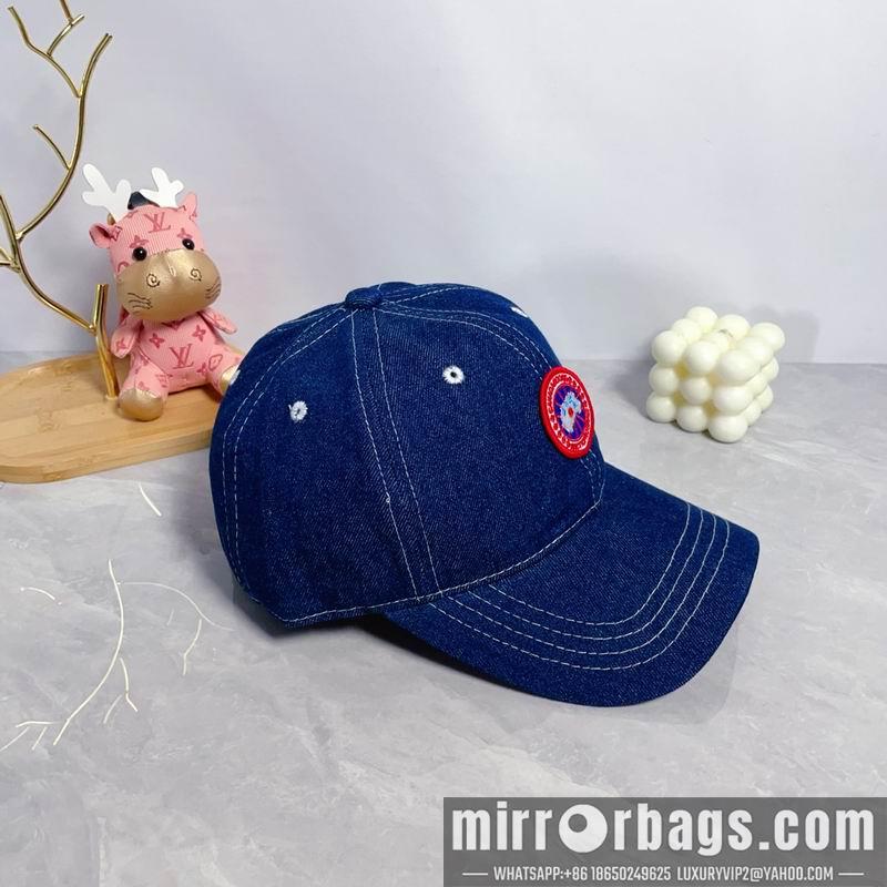 Replica Canada Goose Hat dx01