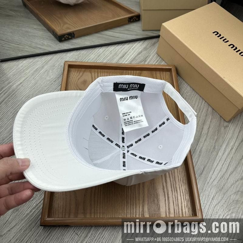 Replica Miumiu Hat dx60
