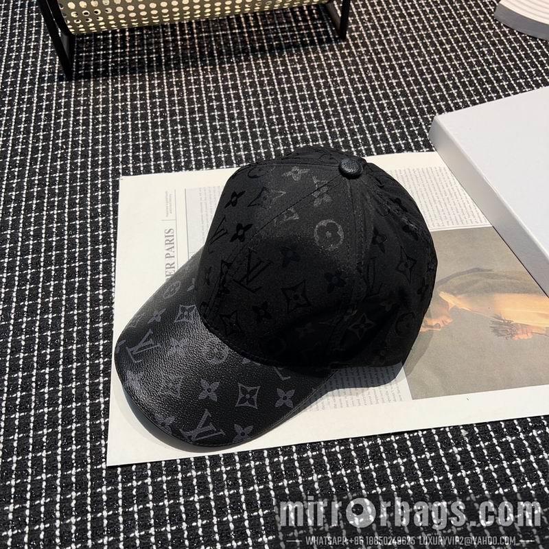Replica LV Hat 042603