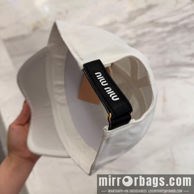 Replica Miumiu Hat dx35