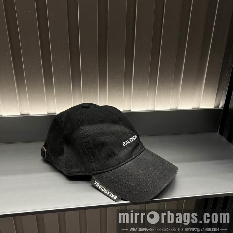 Replica Balenciaga Hat dx40