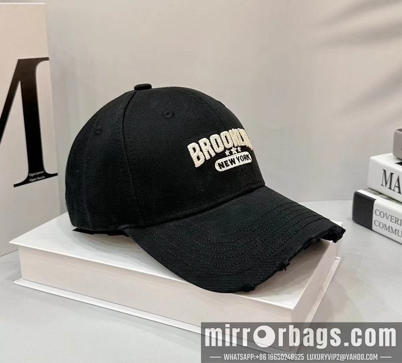 Replica Other Hat 050705