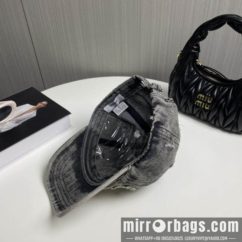 Replica Loewe Hat dx50