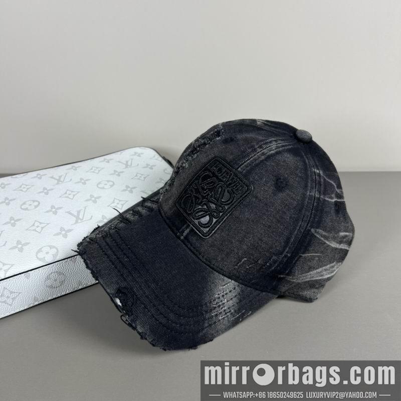 Replica Loewe Hat dx42