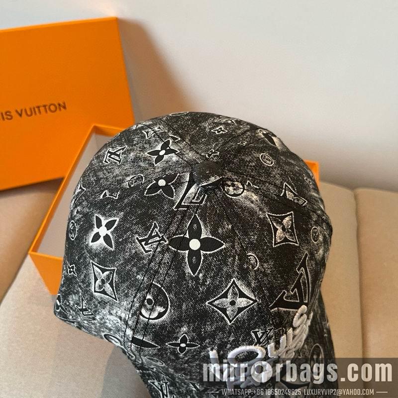 Replica LV Hat dx35