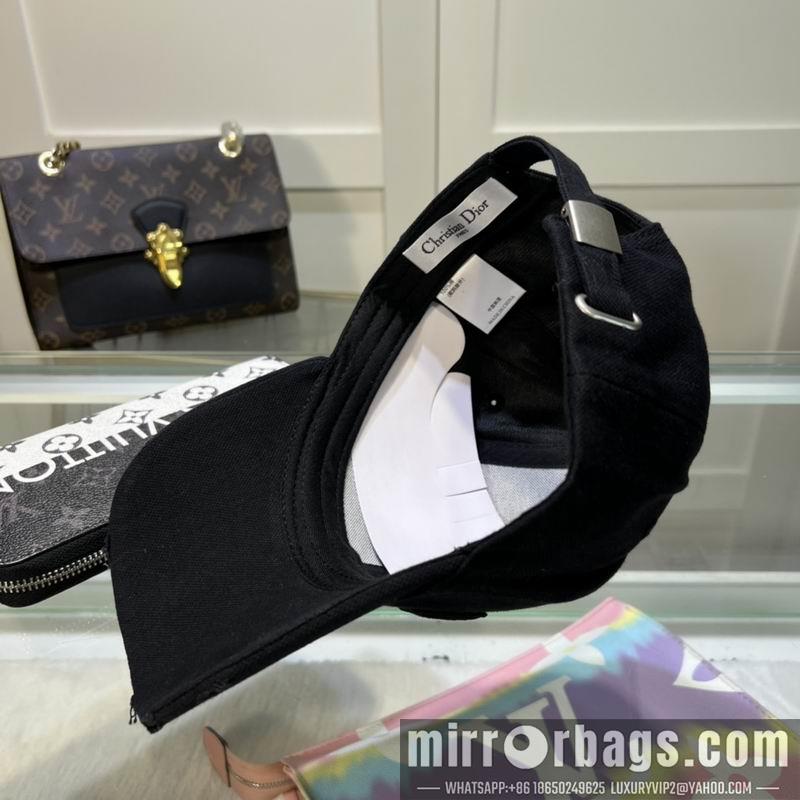 Replica Dior Hat dx08