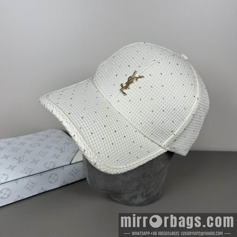 Replica YSL Hat dx36