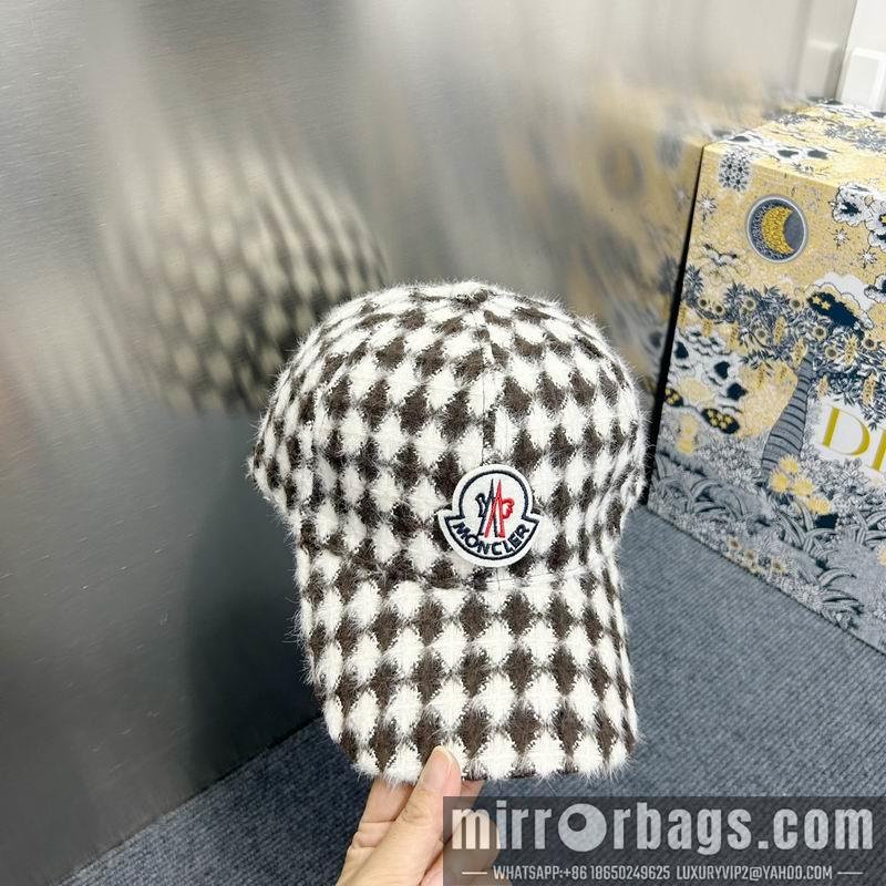 Replica Moncler Hat dx11