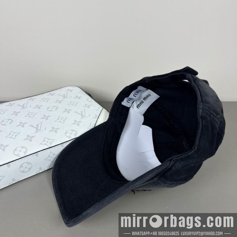 Replica Miumiu Hat dx19