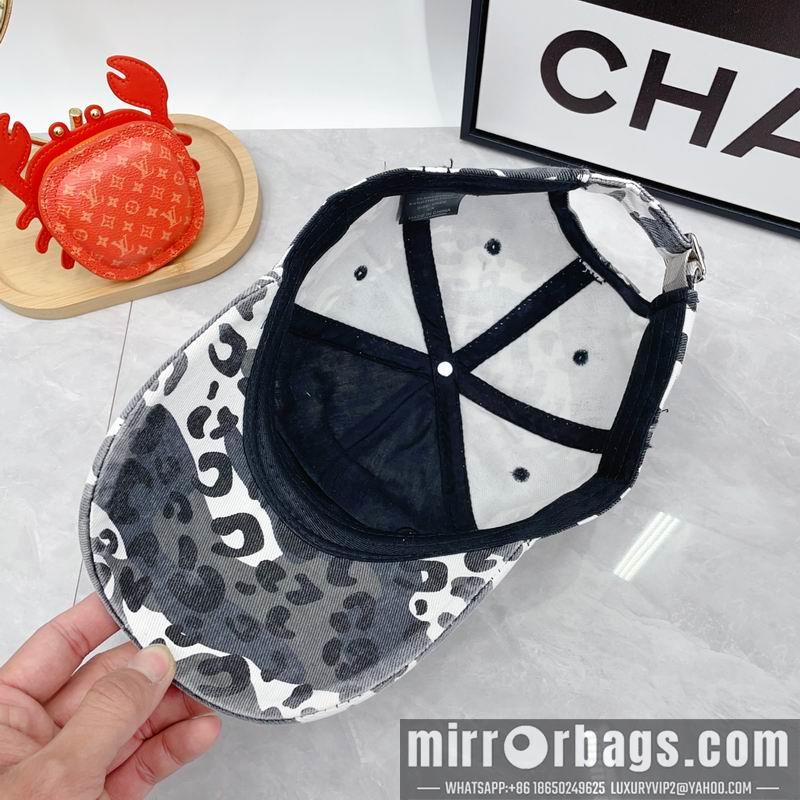 Replica MM6 Hat dx27