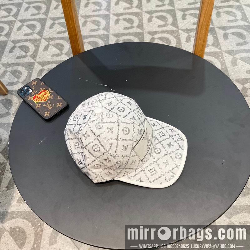 Replica LV Hat 042808