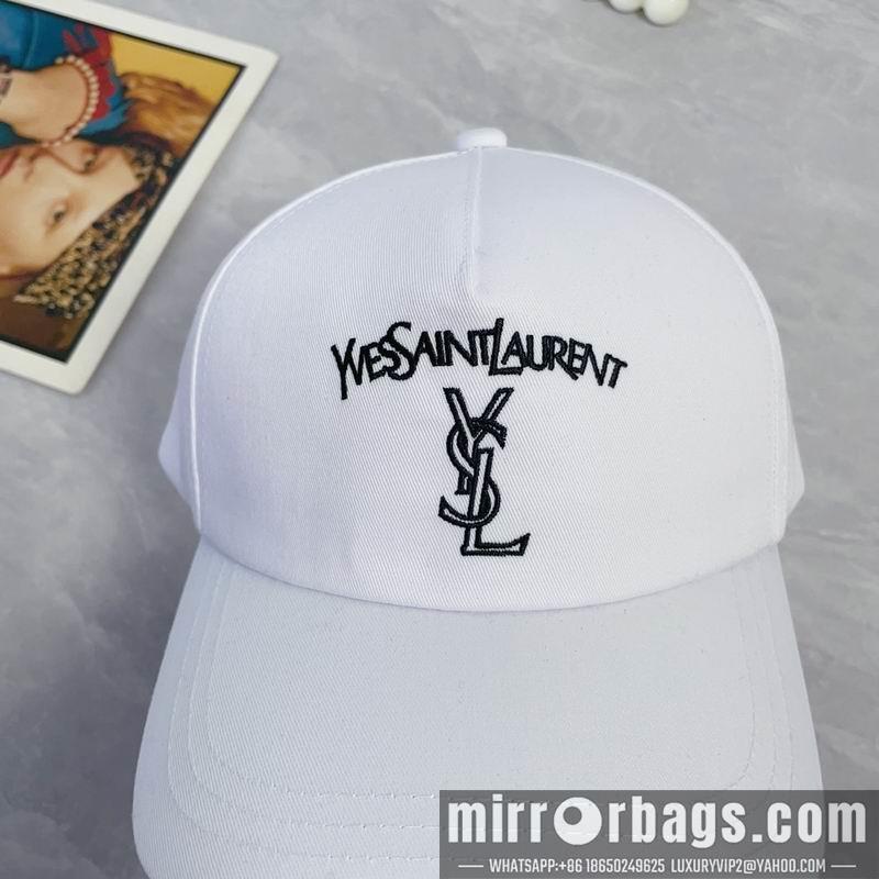 Replica YSL Hat dx18