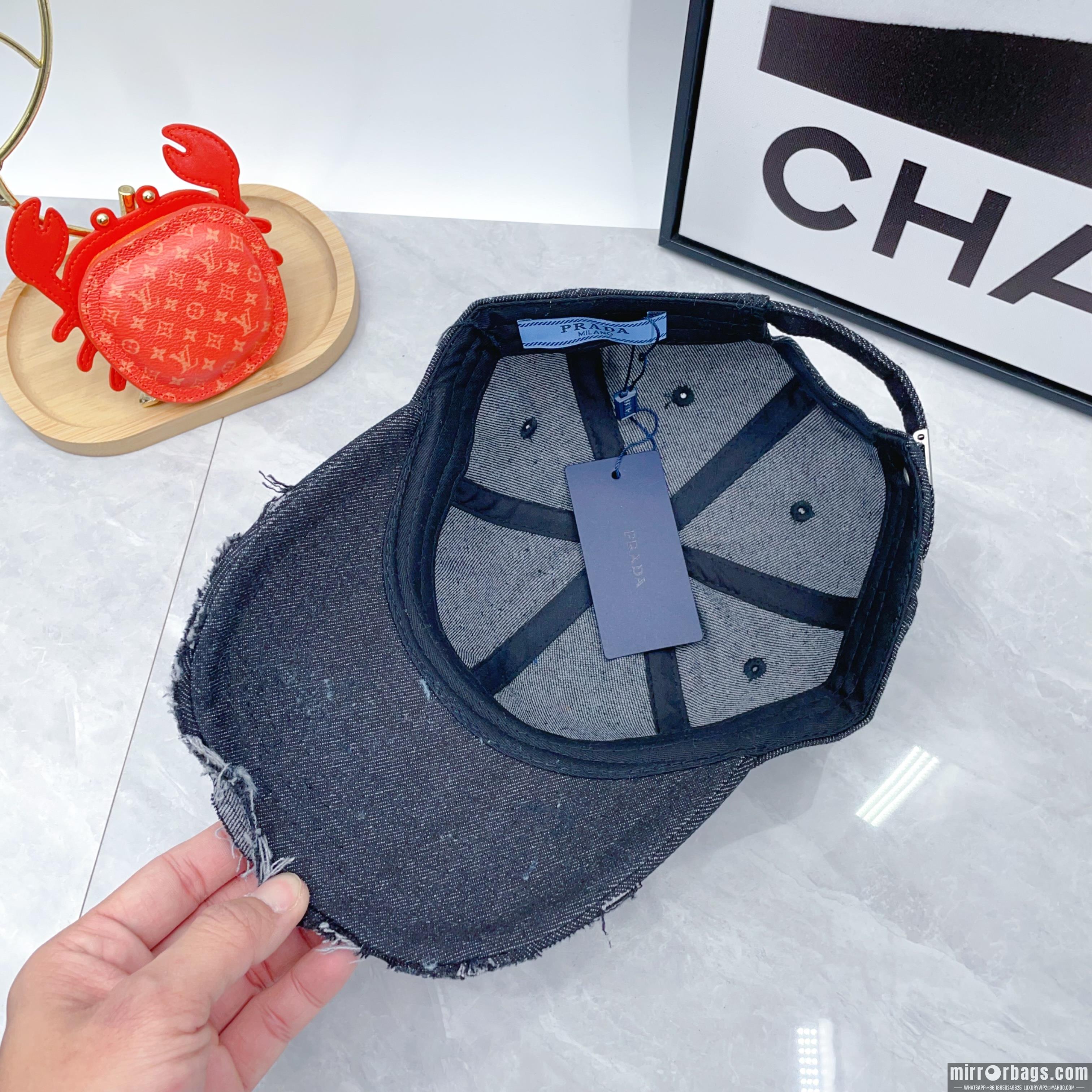 Replica Prada Hat dx01