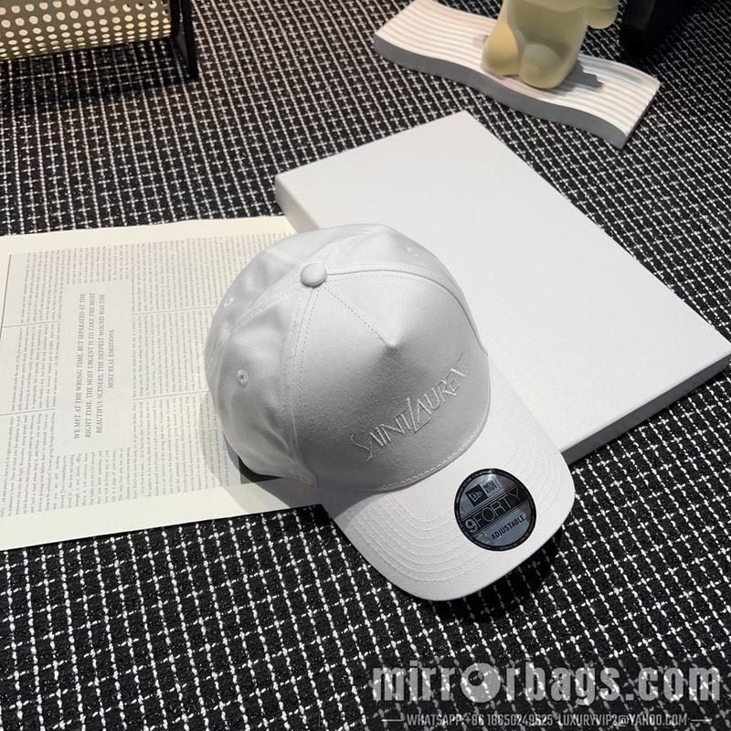 Replica YSL Hat dx02