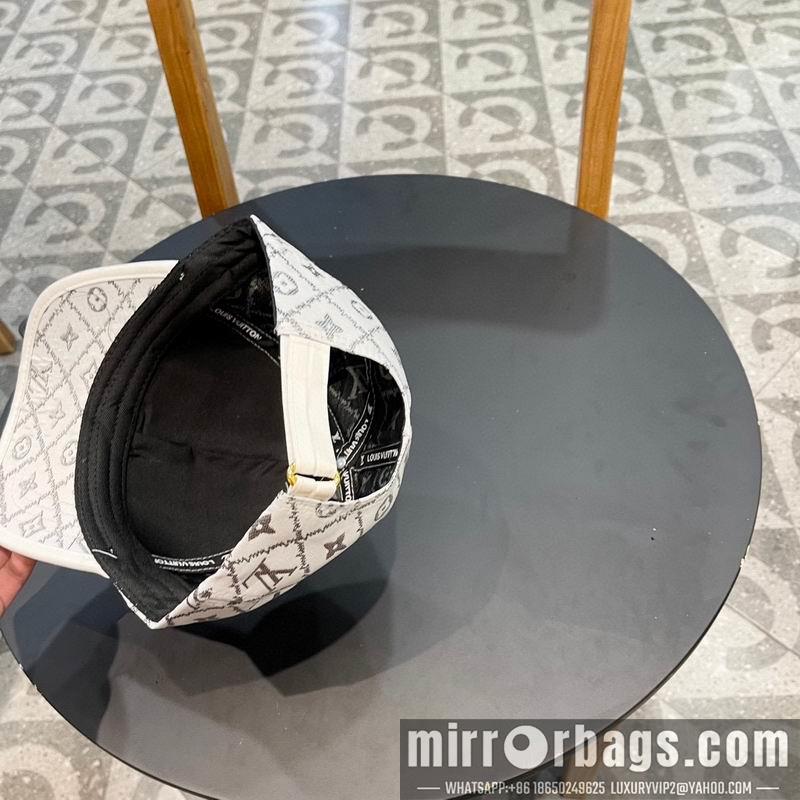 Replica LV Hat 042808