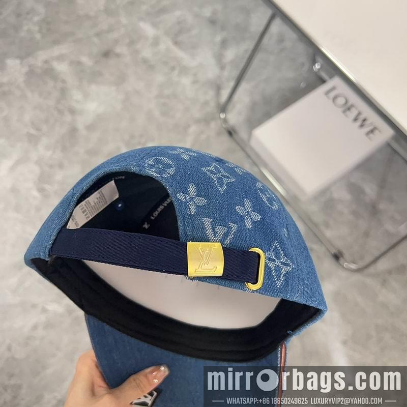 Replica LV Hat 082606