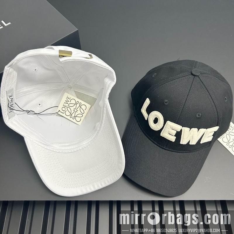 Replica Loewe Hat dx39