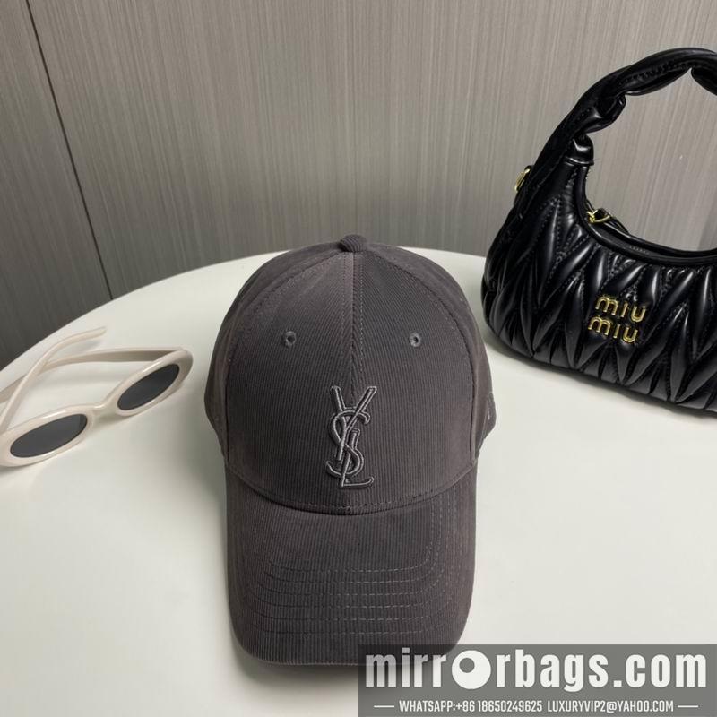 Replica YSL Hat dx31