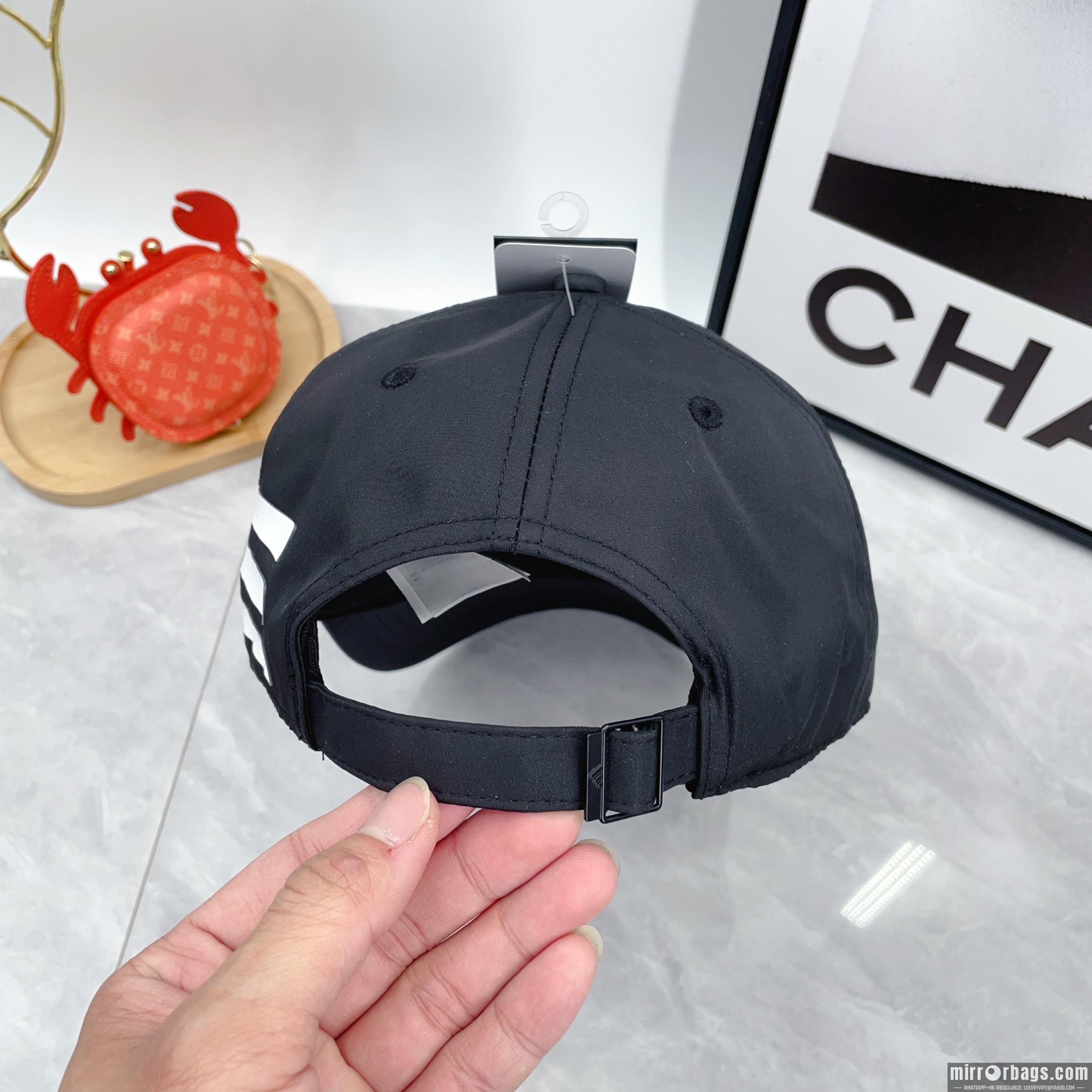 Replica Adidas Hat dx03