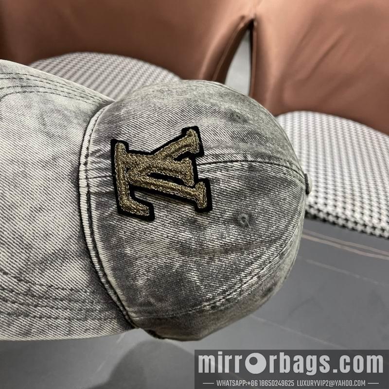 Replica LV Hat 042707