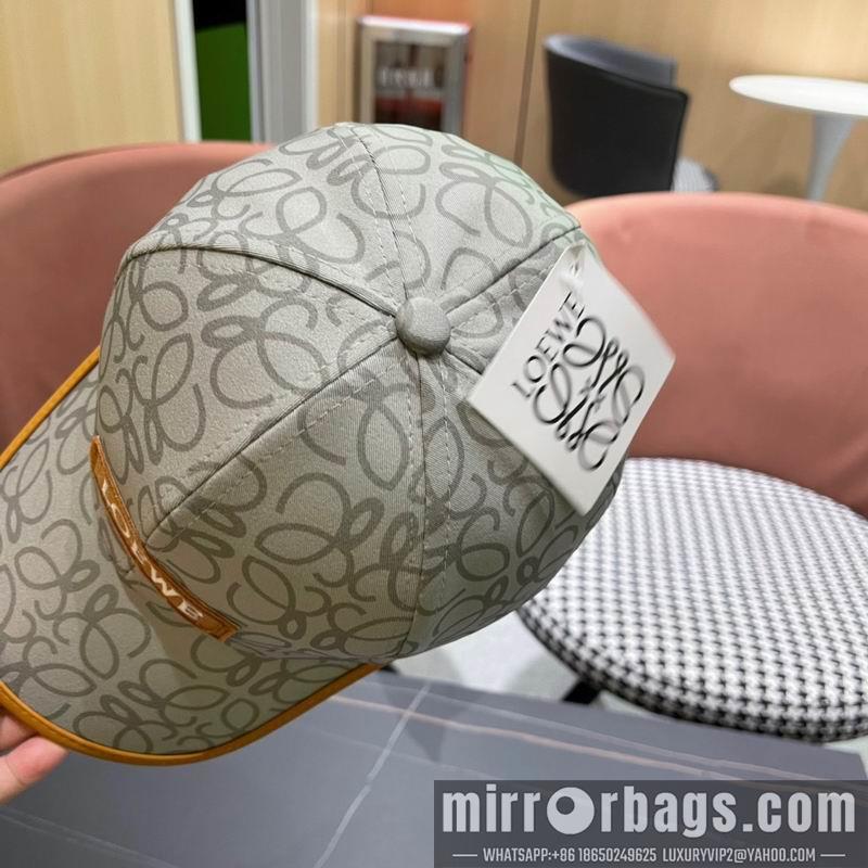 Replica Loewe Hat 101101