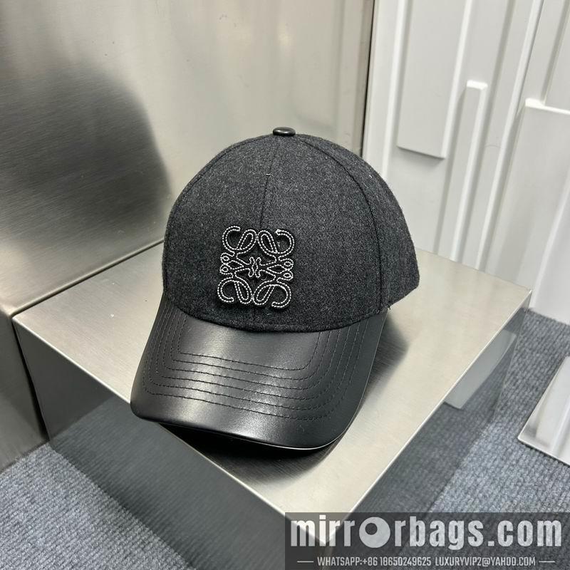 Replica Loewe Hat dx35