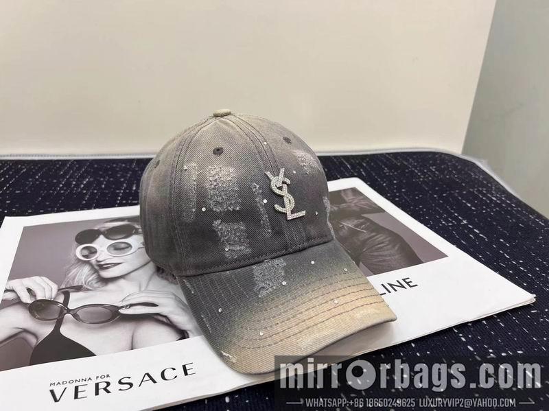Replica YSL Hat dx23
