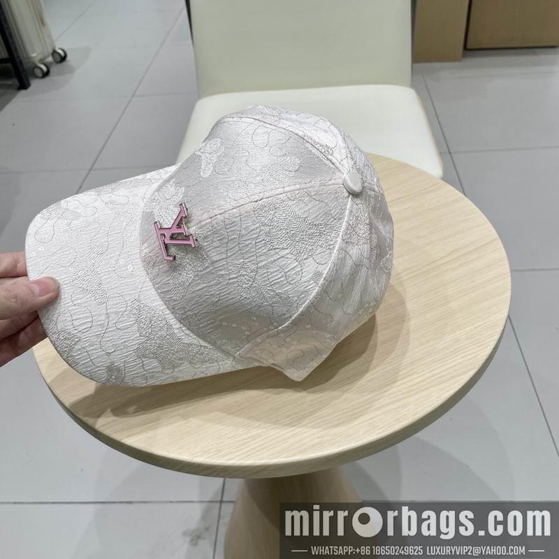 Replica LV Hat 041402